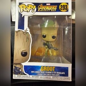 Funko POP- #293 Groot / Avengers Infinity War